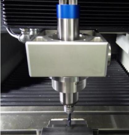 不銹鋼鉆孔<a href='gaosuzhuzhou.htm' class='keys' title='點(diǎn)擊查看關(guān)于電主軸的相關(guān)信息' target='_blank'>電主軸</a>.jpg